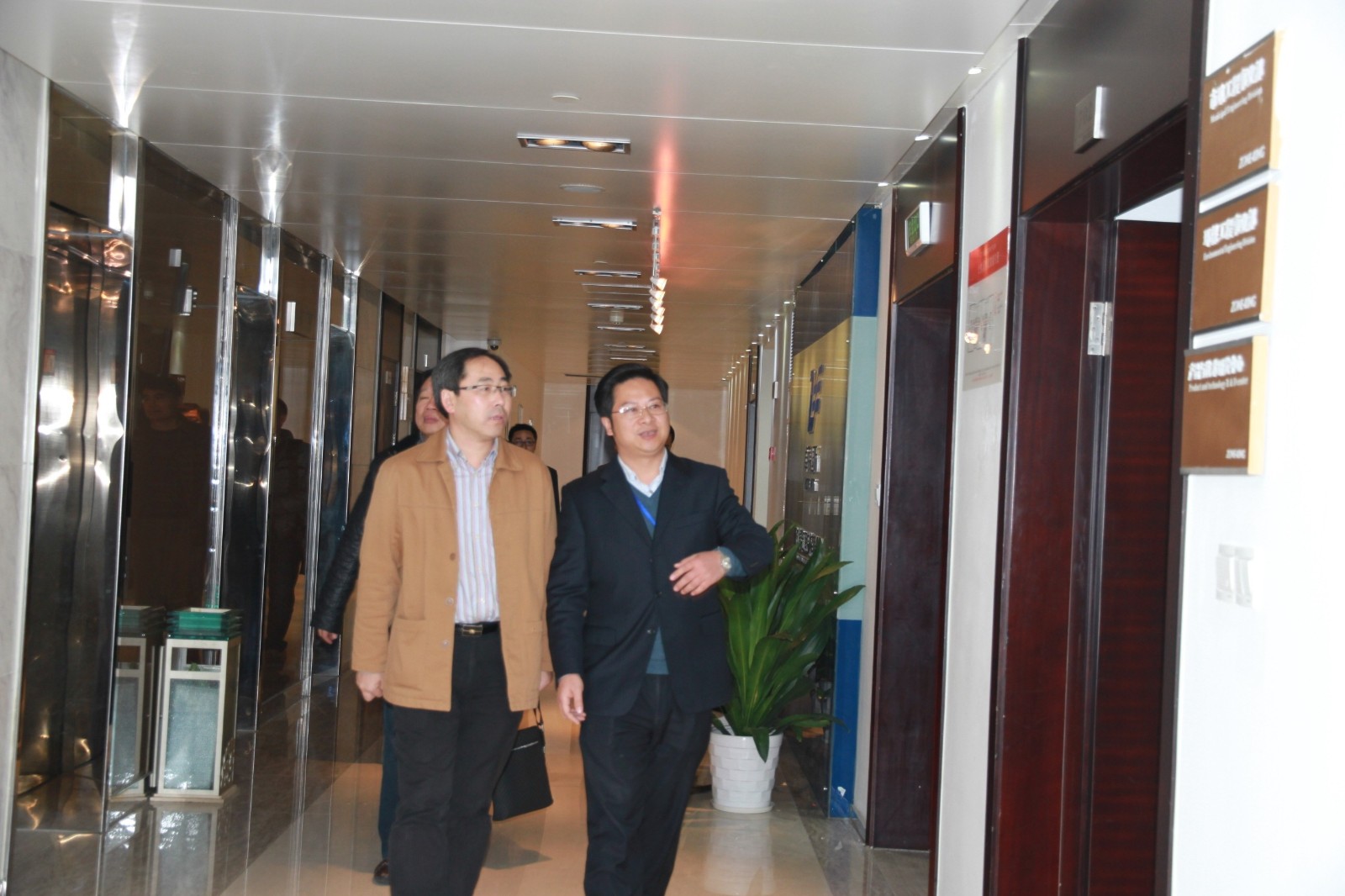 1401124960632179.jpg 20140314175447.jpg