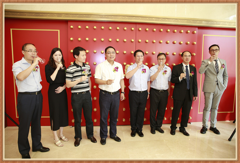 1439375557137176.jpg 06.jpg